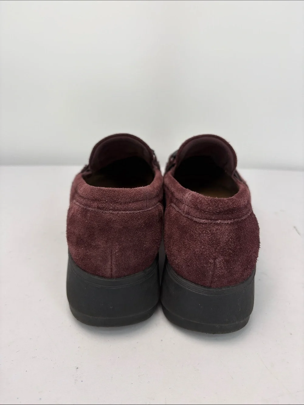 🗑️ Clarks Burgundy Suede Loafers with Black  bit Accent